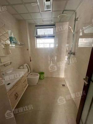 孔雀城B区3室2厅2卫139㎡