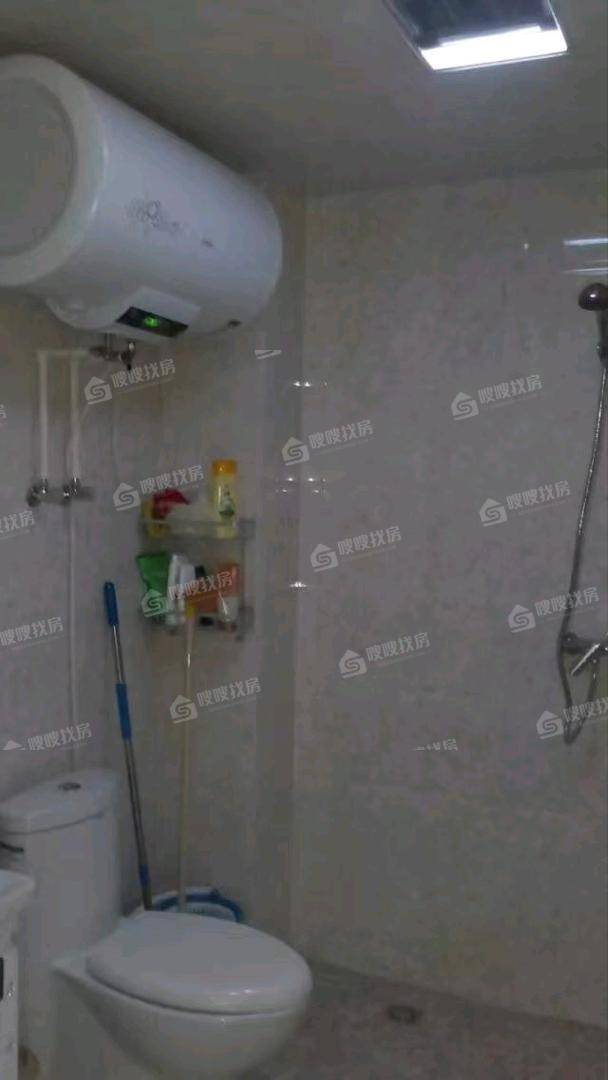众和凤凰城2室2厅2卫95㎡