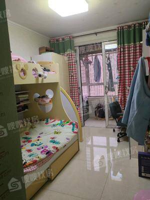 天成郡府西区3室2厅2卫135㎡