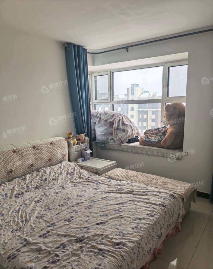 世纪福邸3室2厅2卫138㎡