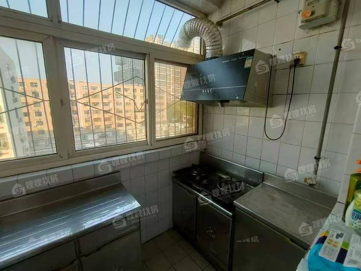 建设小区2室2厅1卫84㎡