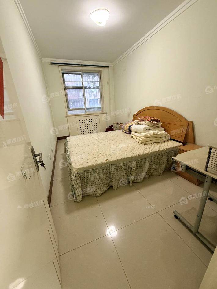 名园小区3室2厅2卫123㎡