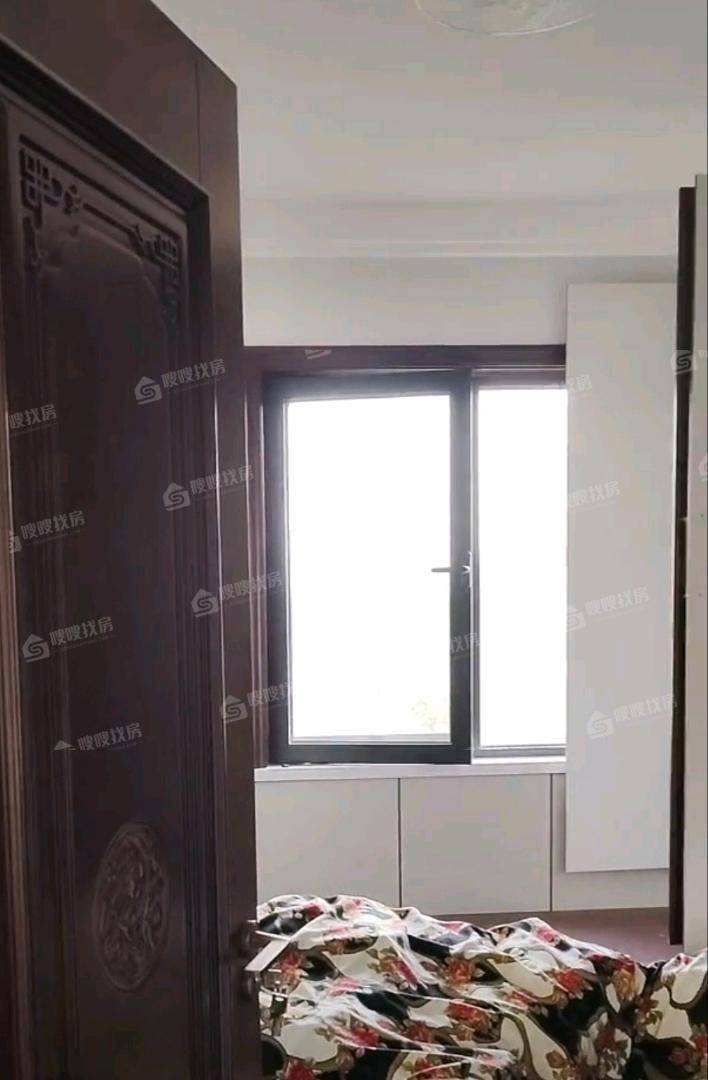 新城玺樾春秋3室2厅2卫124㎡