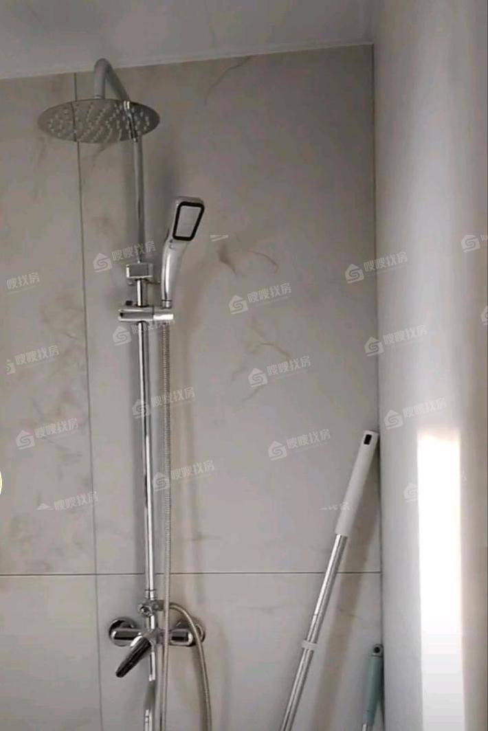新城玺樾春秋3室2厅2卫124㎡
