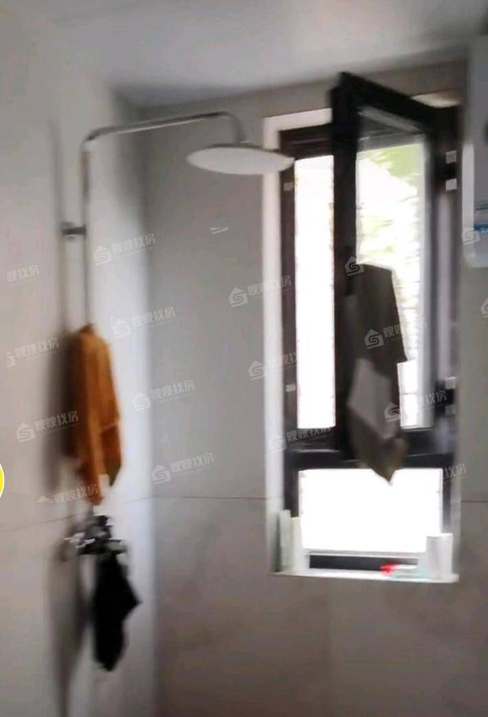 新城玺樾春秋3室2厅2卫124㎡
