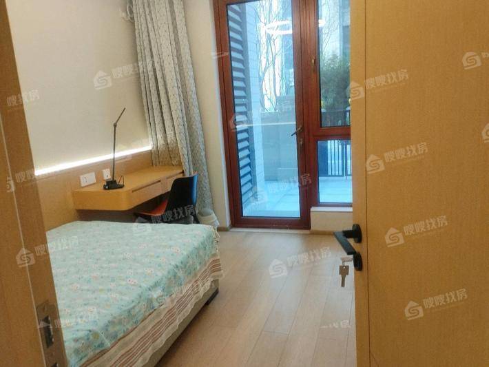 天成和园5室3厅2卫174㎡