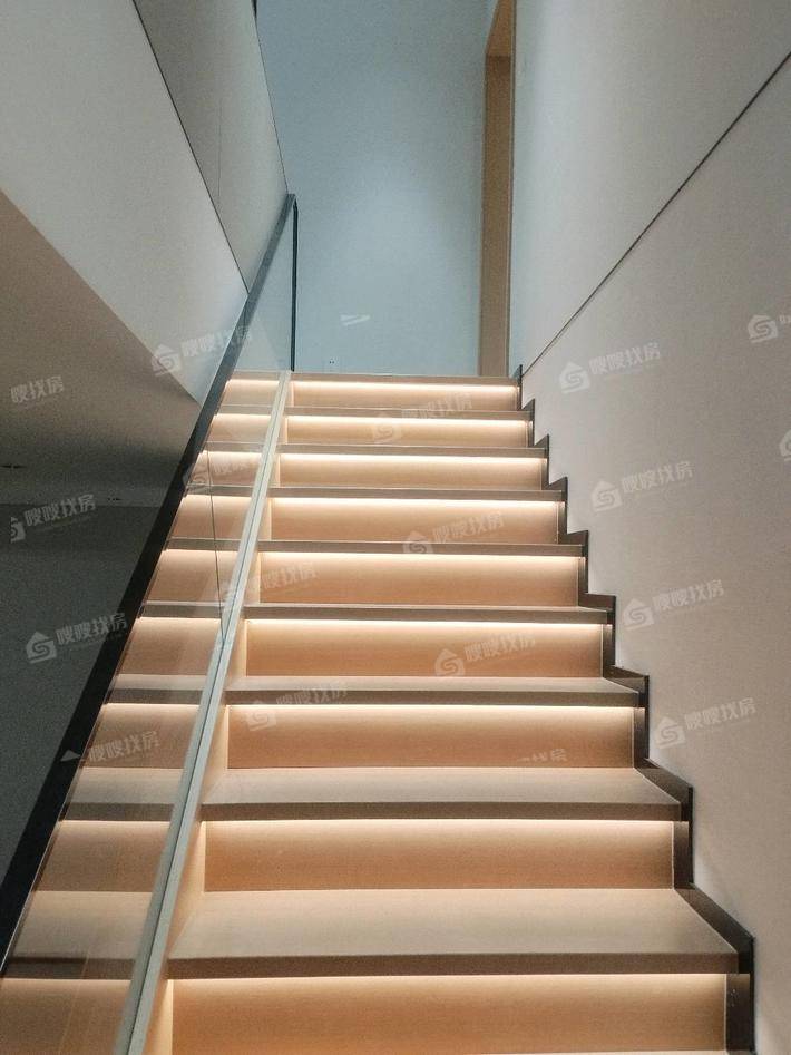 天成和园5室3厅2卫174㎡