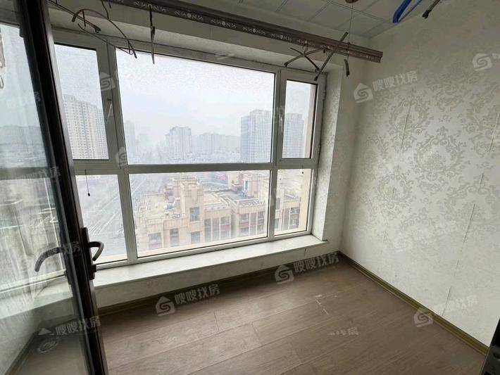荣盛兰亭苑3室2厅2卫138㎡