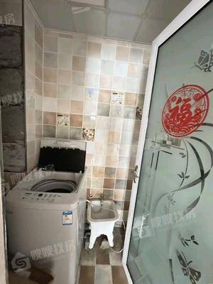 荣盛兰亭苑3室2厅2卫138㎡