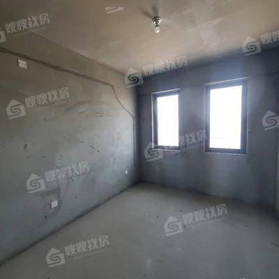 御湖公馆5室2厅4卫226㎡
