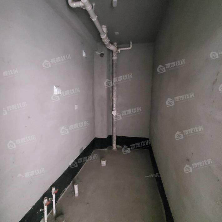 御湖公馆5室2厅4卫226㎡