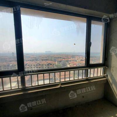 御湖公馆5室2厅4卫226㎡