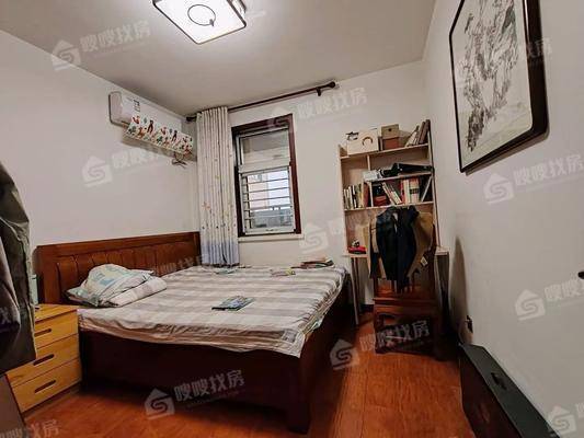 天成郡府东区3室2厅1卫130㎡