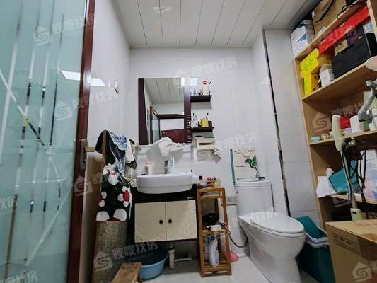 天成郡府东区3室2厅1卫130㎡