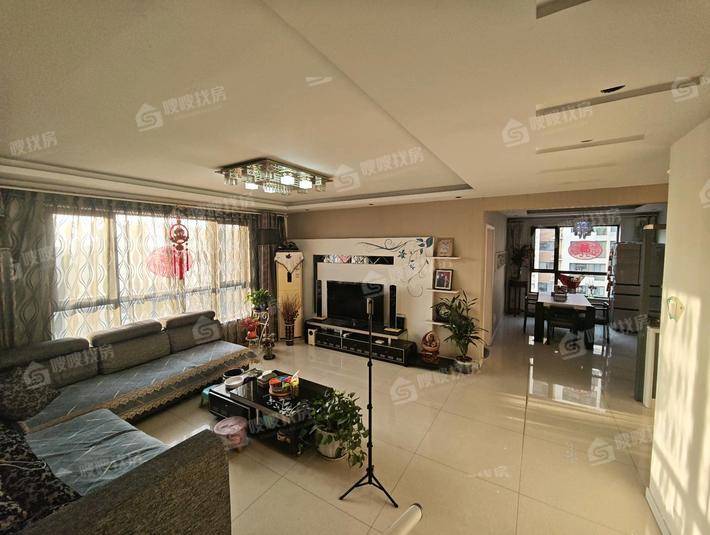 荣盛阿尔卡迪亚新儒苑4室2厅2卫159㎡