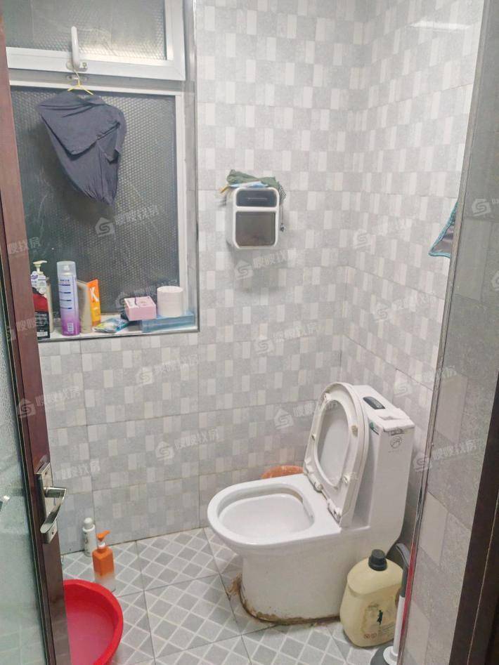 凤凰城（B区）2室2厅1卫86㎡