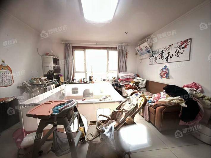 天成郡府南区3室2厅2卫135㎡