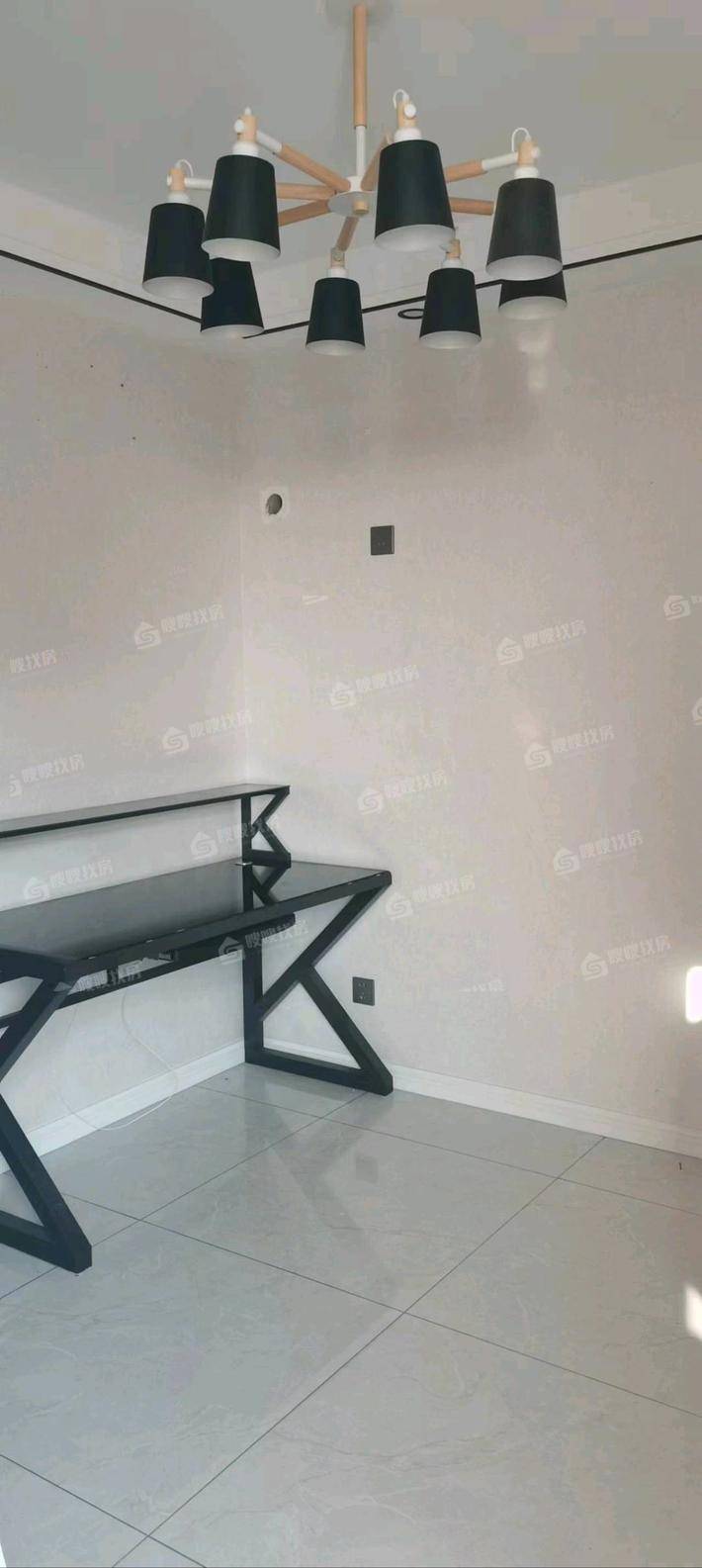 万润绿景园2室1厅1卫56㎡