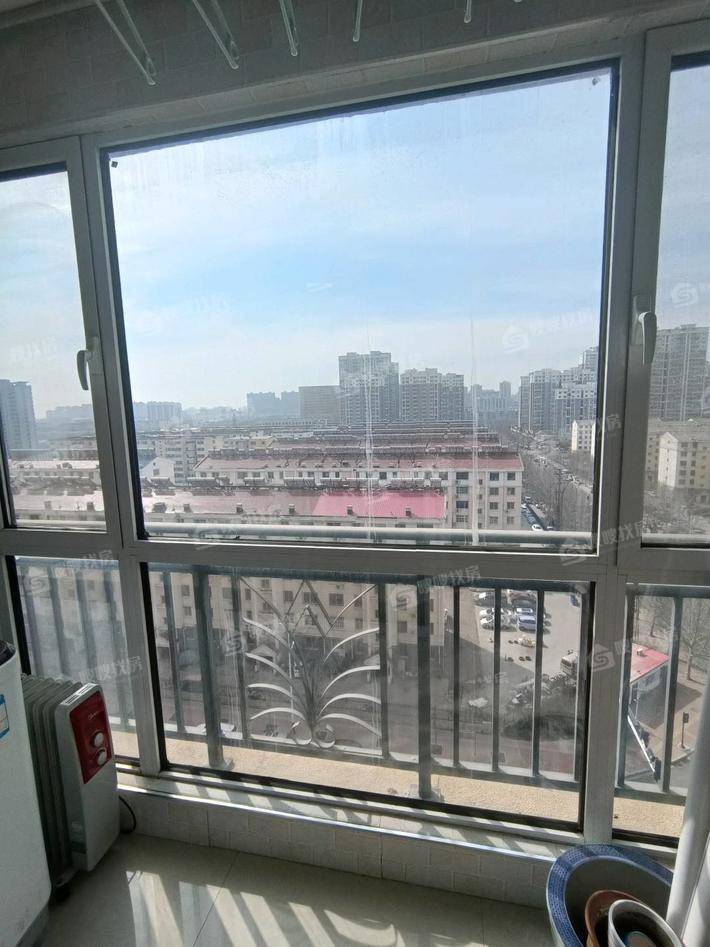 万泰丽景东区2室1厅1卫86㎡