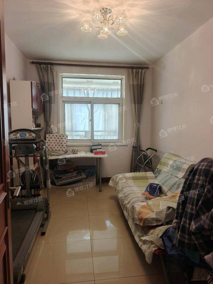 万泰家园3室2厅2卫130㎡