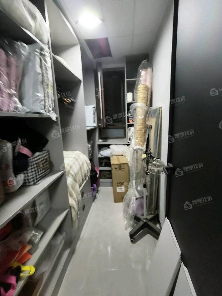碧桂园江山印3室2厅2卫113㎡