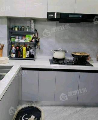 吾悦华府3室2厅1卫110㎡