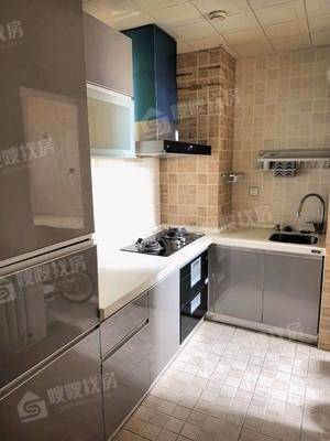 鼓楼上城西院3室2厅2卫135㎡