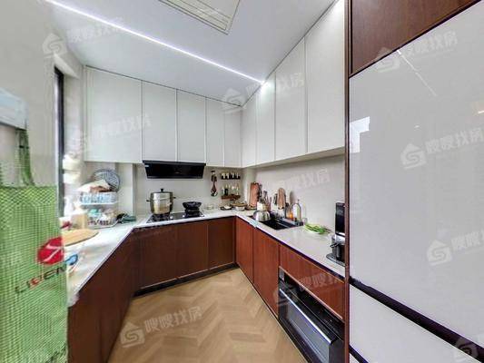 天成观澜二期（西区）4室2厅2卫154㎡