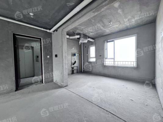 天成和园3室2厅2卫136㎡