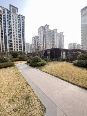 天成和园3室2厅2卫136㎡
