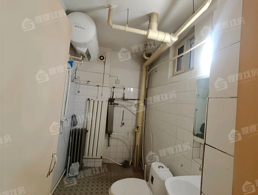 一中前小区3室2厅1卫82㎡