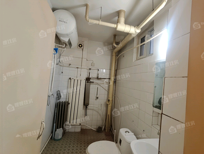 一中前小区3室2厅1卫82㎡