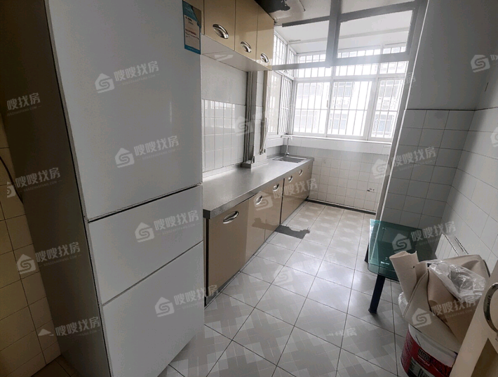 一中前小区3室2厅1卫82㎡