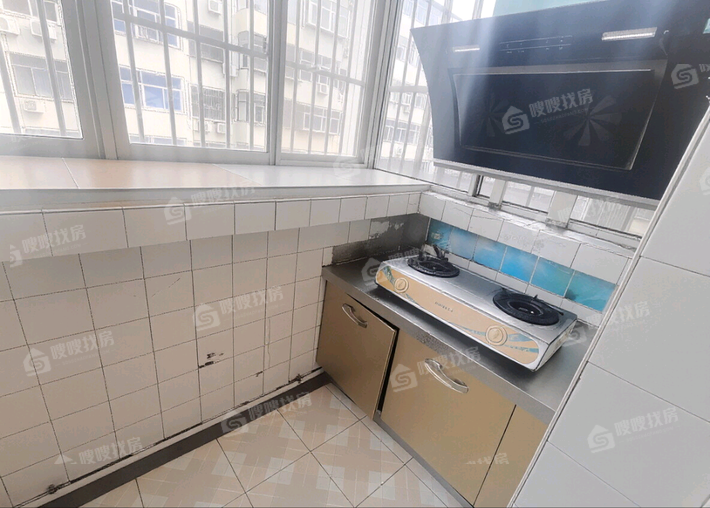 一中前小区3室2厅1卫82㎡