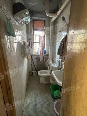 石油二部2室1厅1卫64㎡