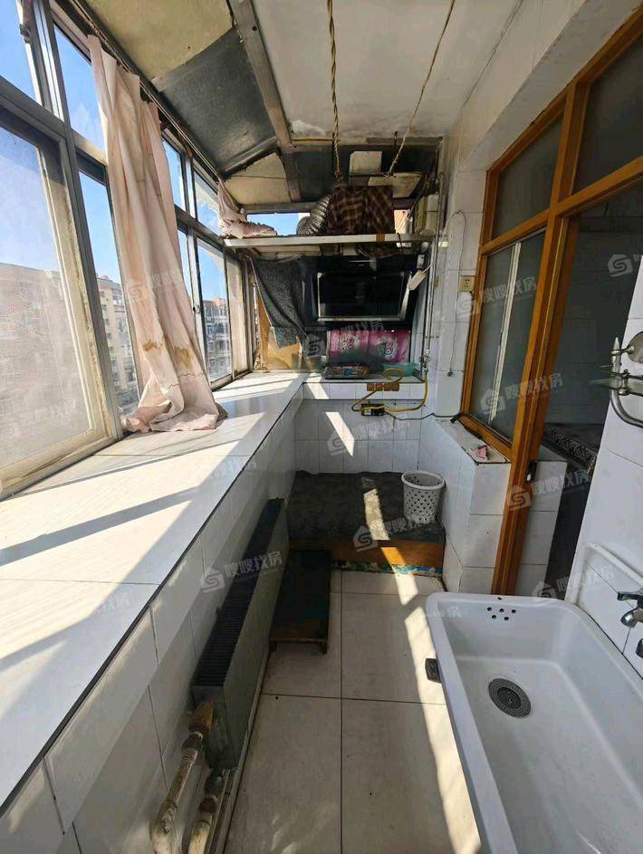 电业局小区（医院东街南）1室1厅1卫45㎡