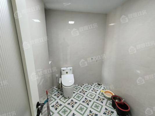 颐和荣盛华府（北区）3室2厅2卫139㎡