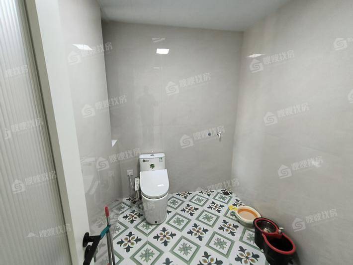 颐和荣盛华府（北区）3室2厅2卫139㎡