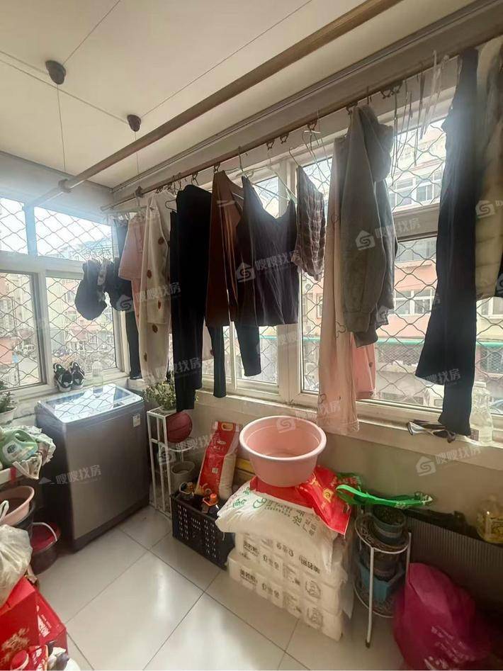 鑫达康居园3室2厅2卫130㎡
