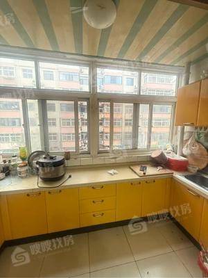 鑫达康居园3室2厅2卫130㎡