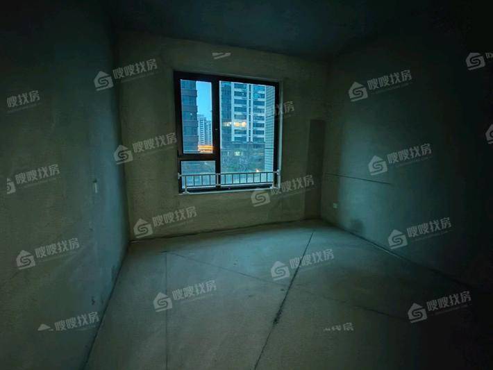 泰合荣盛华府（南区）3室2厅2卫139㎡