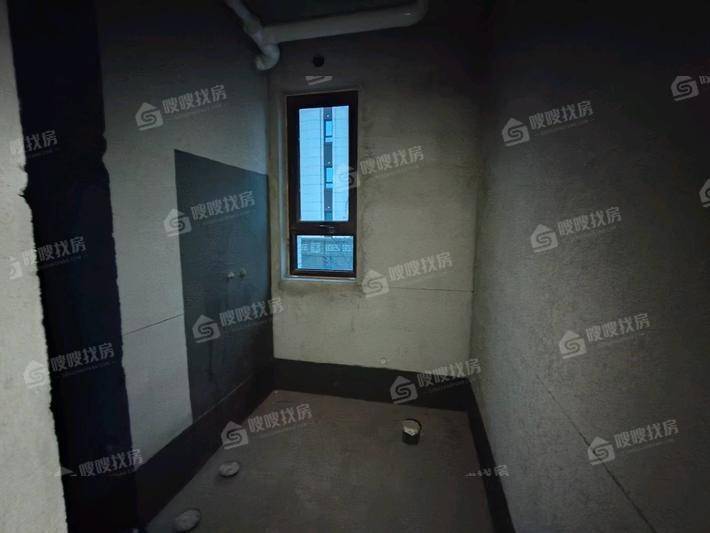 泰合荣盛华府（南区）3室2厅2卫139㎡