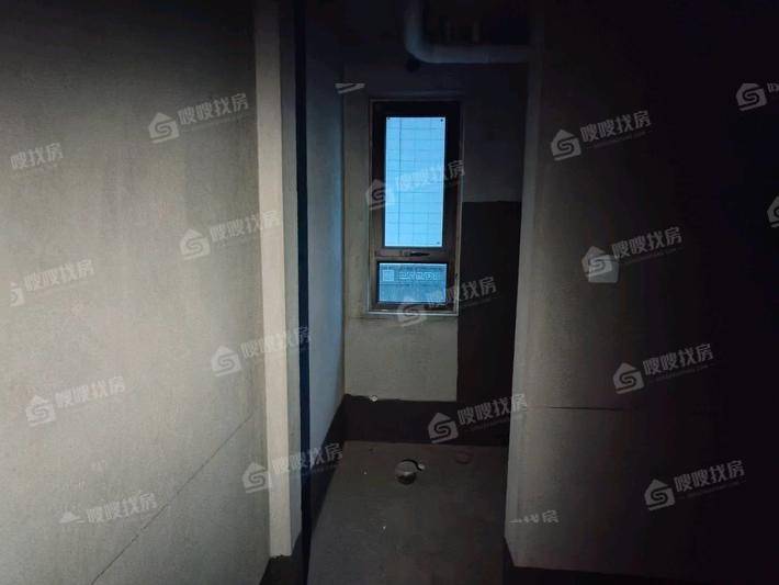 泰合荣盛华府（南区）3室2厅2卫139㎡