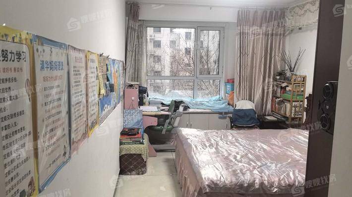 宏宇亚龙湾3室2厅2卫124㎡