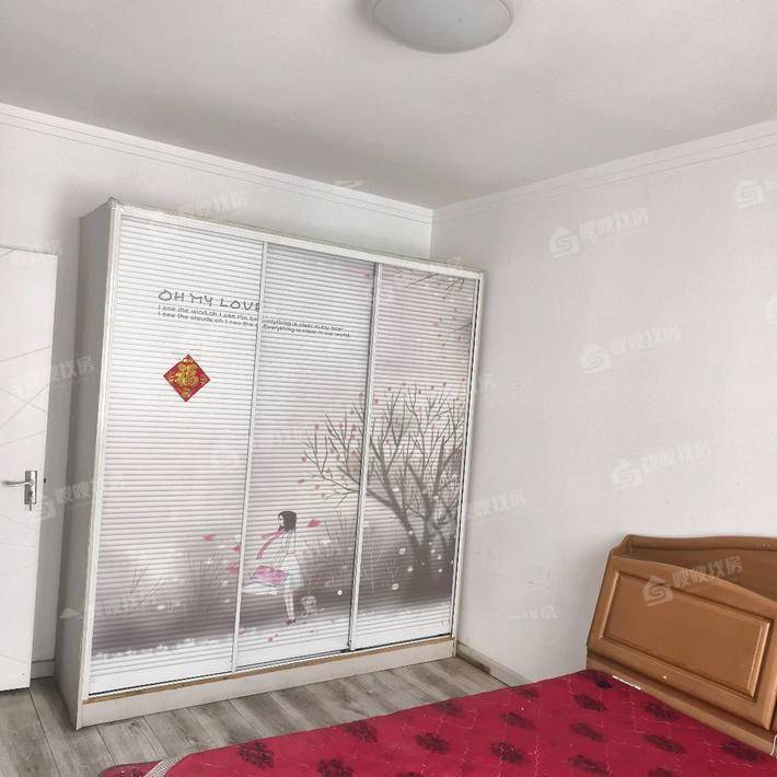 百合世嘉3室2厅2卫133㎡