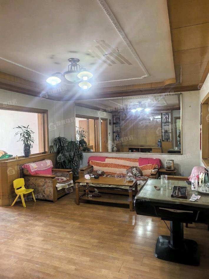 建设小区3室2厅1卫99㎡