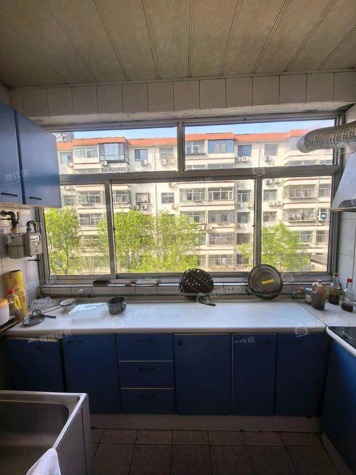 建设小区3室2厅1卫99㎡