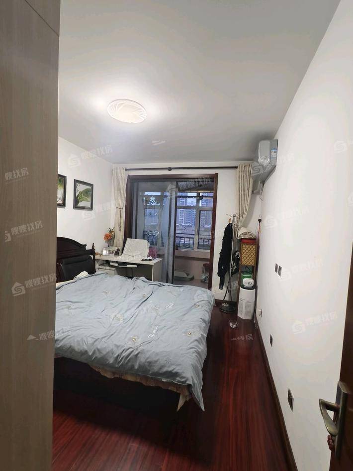 万泰丽景西区2室2厅1卫90㎡
