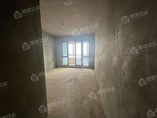 御湖公馆5室2厅2卫227㎡