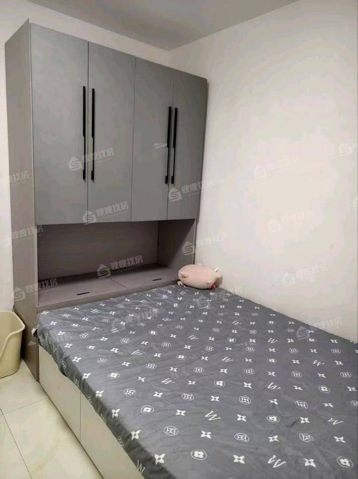三里家园2室1厅1卫90㎡